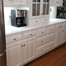 Classic-white-for-this-Lees-Summit-Mo-kitchen 1