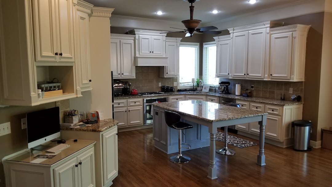 Olathe Ks kitchen has a new kitchen feel