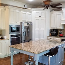 Olathe-Ks-kitchen-has-a-new-kitchen-feel 4