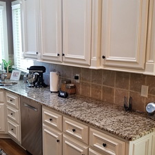 Olathe-Ks-kitchen-has-a-new-kitchen-feel 3