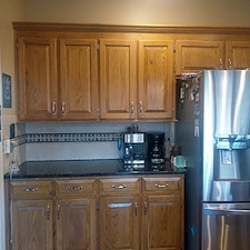 This-Lenexa-Ks-kitchen-has-a-modern-farmhouse-feel 1