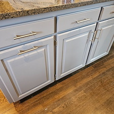 This-Overland-Park-Ks-kitchen-has-a-refreshing-new-look 0